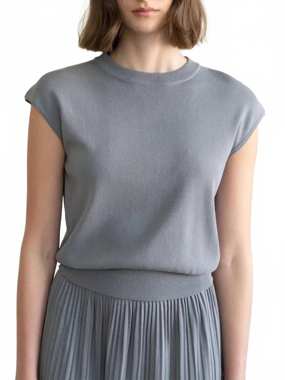 NEW ELLE GREY crew neck knitted top in grey